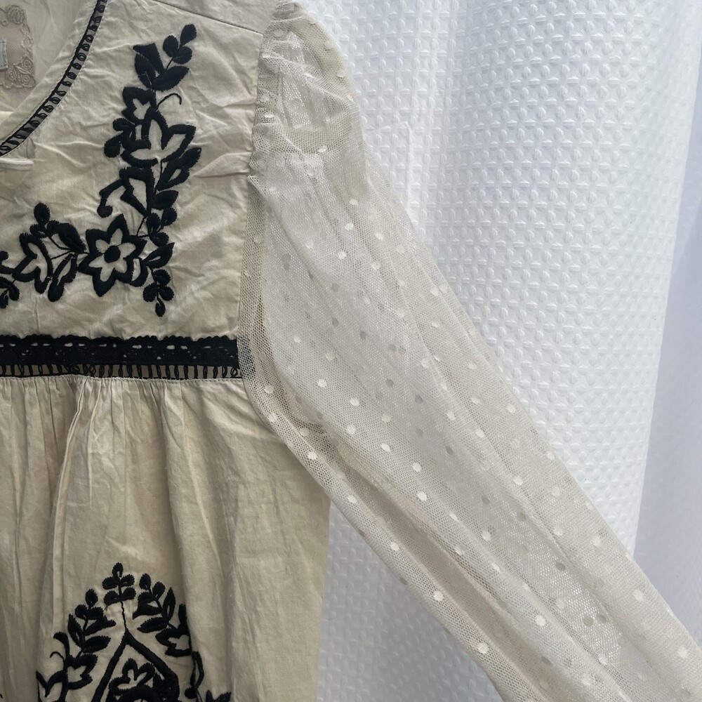 Cupio Beige Black Floral Embroidered Swiss Dot Mesh Sleeve Boho Top Medium - Picture 6 of 6